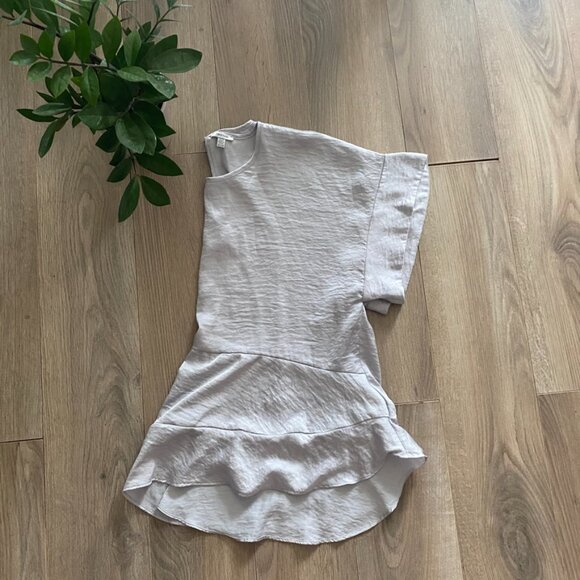 Tristan Slate Gray Flowy Short-Sleeve Blouse - Picture 6 of 7